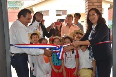 El gobernador de Central, Hugo Javier González, durante una de las inauguraciones.
