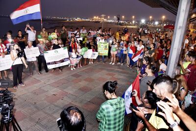 La Costanera fue escenario de una marcha de repudio contra la violencia hacia las mujeres.