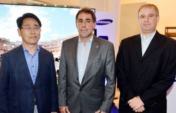 jeong-kook-jo-alcides-gonzalez-y-scar-bogarin--202837000000-1311871.jpg