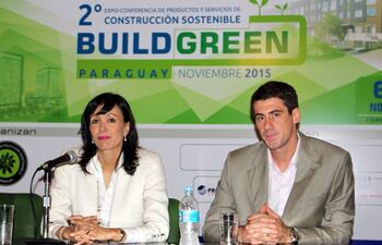 gabriela-mezquita-de-la-organizacion-presento-junto-a-otras-empresas-el-congreso-sobre-construccion-sostenible--225836000000-1386836.jpg