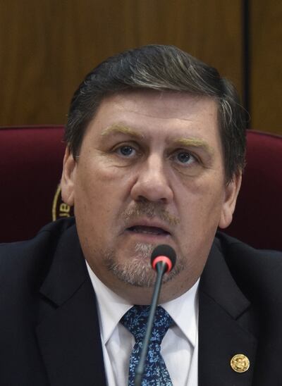 El titular del Senado, Blas Llano, encabezará la reunión de la Mesa Directiva del lunes para analizar la trifulca.