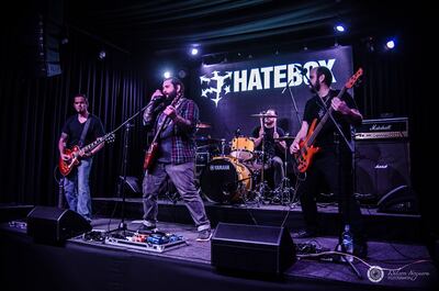 La agrupación paraguaya Hatebox.