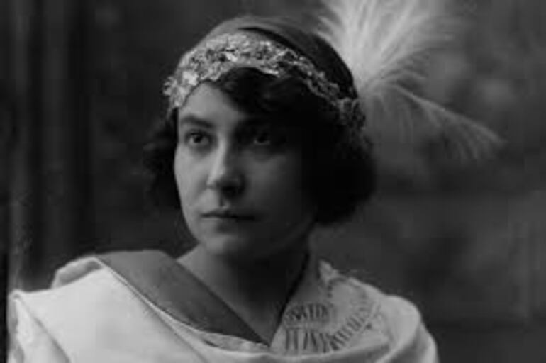 La actriz española Margarita Xirgu.