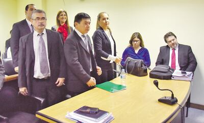 Marcial Corvalán, Éver Espínola y Lucila Troche, auditores de la Contraloría absueltos en un juicio en el 2017. Ahora deben afrontar uno nuevo.