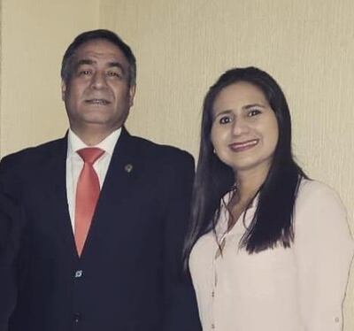 Silvia Mercedes Rodríguez Esquivel aparece junto a su tío, el magistrado Javier de Jesús Esquivel.