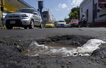 un-bache-en-brasil-y-rca-de-colombia-es-uno-de-tantos-que-estan-adornando-tradicionalmente-las-calles-asuncenas--192941000000-1699076.jpg