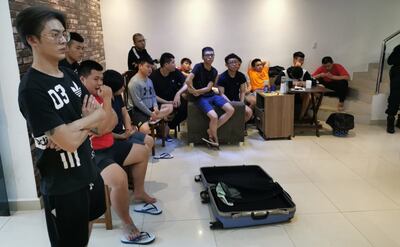 Los taiwaneses detenidos el pasado 18 de marzo durante un cateo en Presidente Franco ahora denuncian a los agentes de Investigaciones de Alto Paraná por el robo de 100.000 dólares.