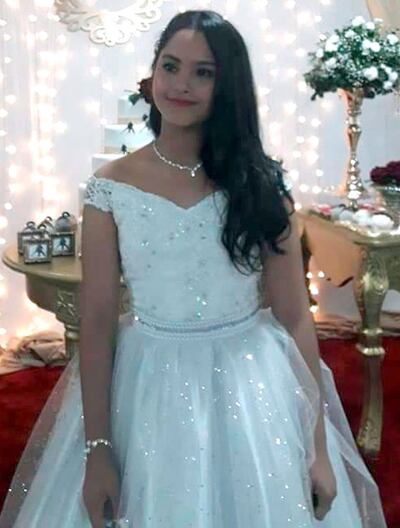 Pilar Guarié Díaz festejó sus 15 años con una fiesta ofrecida en La Glorieta Eventos, por sus padres, Carlos y Aida y sus abuelos Ramón y Aida.