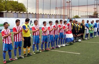 en-primer-plano-jugadores-del-combinado-paraguayo-antes-del-juego-ante-brasil--235712000000-492340.jpg