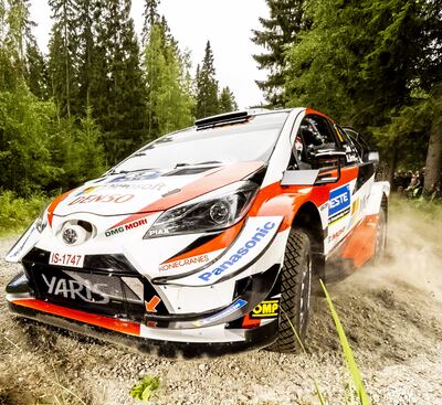 El estonio Ott Tanak se impuso en el Rally de Finlandia por segundo año consecutivo al mando del Toyota Yaris WRC y se afianza en la punta.