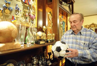 /pf/resources/images/abc-placeholder.png?d=2393