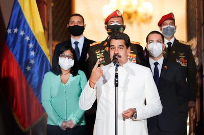 Nicolás Maduro, jerarca actual del chavismo, ha rechazado la propuesta de una vuelta a la democracia de Venezuela, a través de un gobierno de coalición, para llegar a unas elecciones libres y verificadas por observadores internacionales.
