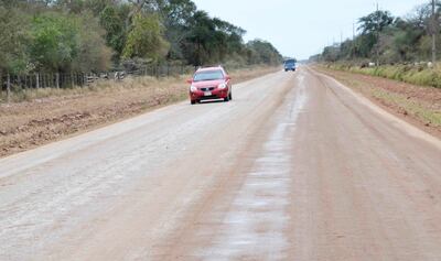 La ruta terraplenada denominada Línea Norte,  que  registra la circulación de más de 1.000 vehículos por día, según los datos.