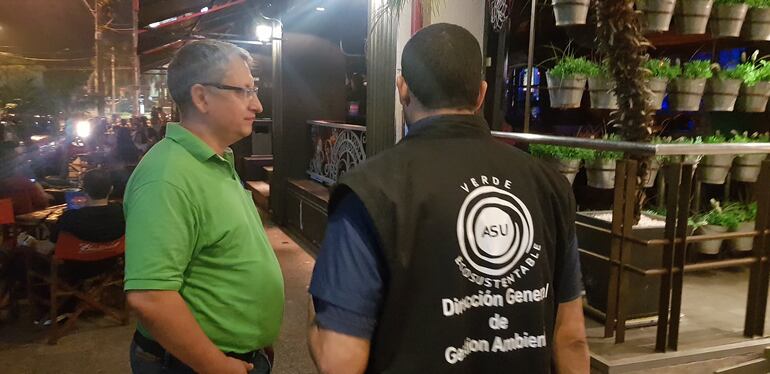 Los propietarios de los comercios recibieron notificaciones verbales a fin de que puedan regularizar su situación.