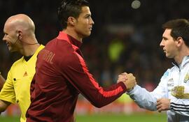 messi-y-ronaldo-forbes--143747000000-1466812.jpg