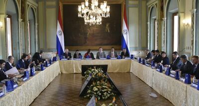 Imágenes de la reunión.