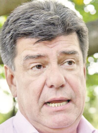 El presidente del PLRA, Efraín Alegre, dijo que la convención partidaria se realizaría entre febrero y marzo de 2020.