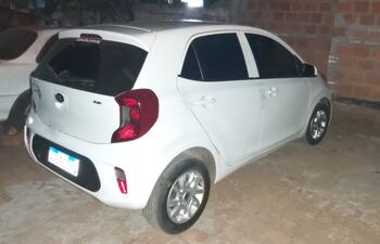 El vehículo en el que se trasladaba el chofer de uber detenido, Adolfo Alfonzo Villamayor.