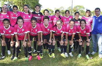 integrantes-de-la-plantilla-del-sport-ita-juru-que-se-quedo-con-el-vice-del-futbol-femenino--210639000000-1533356.jpg