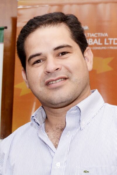 Alejandro Urbieta, intendente, montó el esquema de despojo.