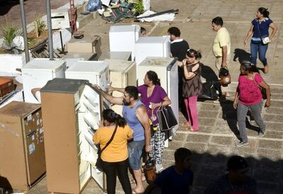 Se vendieron prácticamente todos los electrodomésticos, especialmente las heladeras. También se vendieron casi todas las antigüedades.