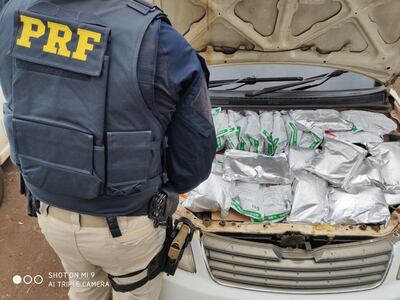 Agroquímicos incautados por la Policía Rodoviaria Federal en Foz de Yguazú, Brasil