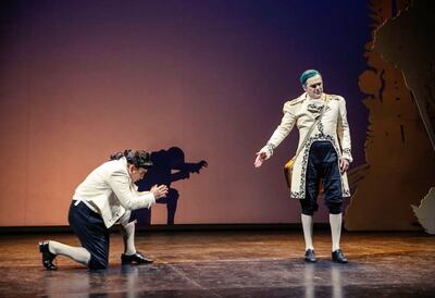 Efectos de proyección y música en vivo ofrece la obra “El hombre que perdió su sombra”, disponible a través de YouTube.