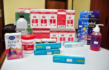 lote-de-medicamentos-que-seria-parte-de-medicinas-donadas-a-la-gobernacion-de-itapua-y-vendidas-en-una-farmacia-ilegal--214629000000-1300982.jpg