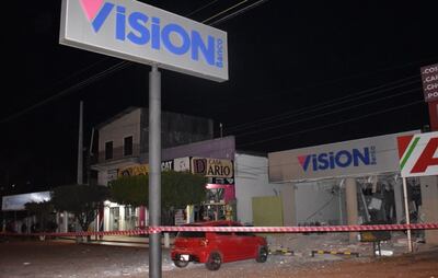 El pasado domingo 7 unos 30 maleantes tomaron la ciudad de Liberación, realizaron un gigantesco ataque con dinamita y fusiles de grueso calibre a un banco. Dos ciudadanos murieron.