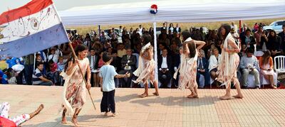 Estudiantes de la escuela Bernardino Caballero  representaron  el papel fundamental  de  las residentas en las batallas.