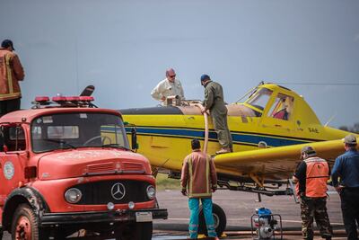 Aviones para combatir incendios forestales en el Chaco.