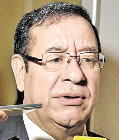 Miguel Cuevas, diputado (ANR, Añetete). Expresidente de Diputados. Imputado por supuesto enriquecimiento ilícito.