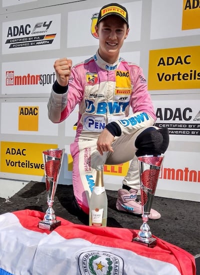 Joshua Duerksen, piloto paraguayo de la Fórmula 4.