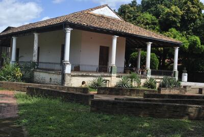 Casona que guarda recuerdos del dramaturgo Julio Correa en Luque