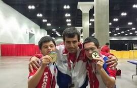 tadeo-y-gustavo-con-las-medallas-70955000000-1360241.jpg