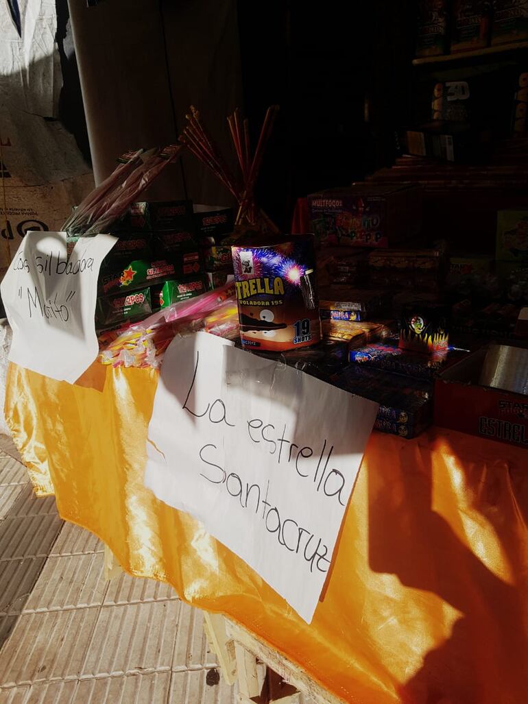 Venta de pirotecnia: La estrella Santacruz.