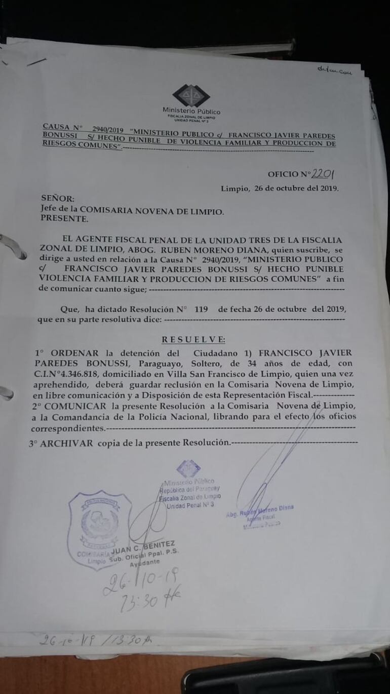Orden de detención contra Francisco Javier Paredes.