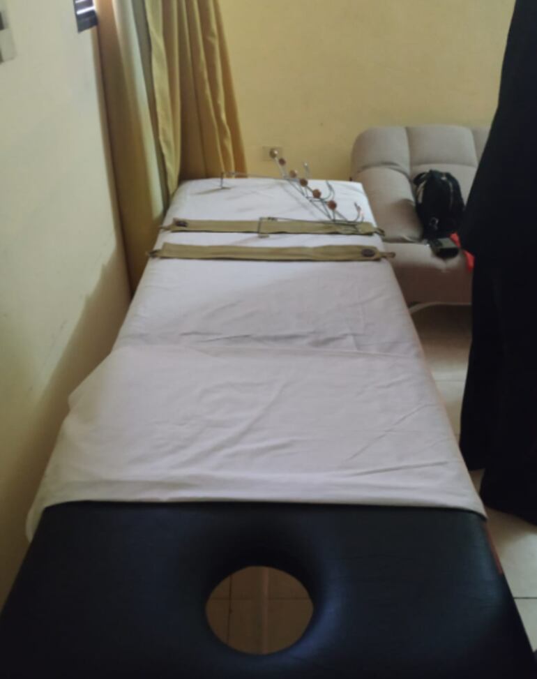 La joven utilizaba normalmente los departamentos durante un tiempo, pero luego se retiraba, llevandose varios muebles.