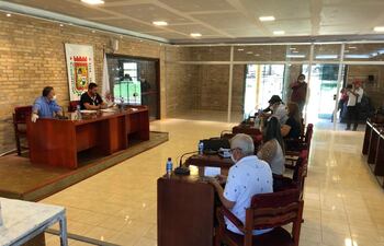 Los concejales sesionaron este sábado de forma extraordinaria.