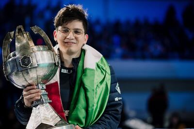 El mexicano Ali Bracamontes, 'Seiya', con más de 10 campeonatos de League of Legends (LoL) en Latinoamérica, y miembro del equipo Isurus Gaming, bicampeón de la Liga Latinoamericana (LLA) de este videojuego.