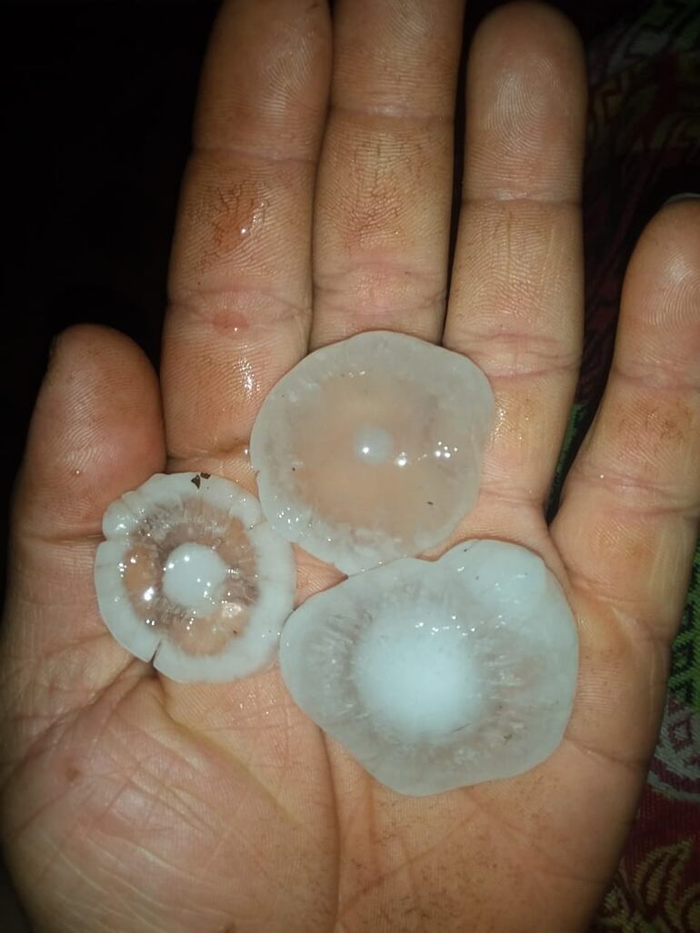 El granizo caído tenía el tamaño de un limón.