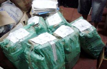 la-carga-de-cocaina-que-fue-incautada-fue-robada-posteriormente-de-la-jefatura-del-departamento-de-amambay-el-caso-llego-al-jurado-de-enjuiciamiento--233852000000-1296017.jpg
