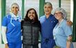 El joven paraguayo Enrique Galván (segundo a la izq.) con algunos miembros del equipo médico de la Fundación ImaHelps.