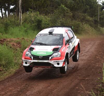 Alejandro Galanti y Marcelo Toyotoshi, con el Toyota Etios R5, están segundos en el certamen.