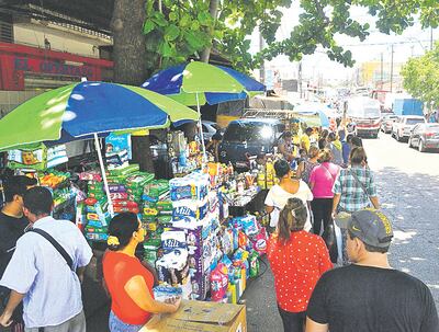 La nueva ley tributaria busca disminuir la informalidad y ampliar la base tributaria, según la SET.