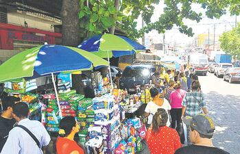 La nueva ley tributaria busca disminuir la informalidad y ampliar la base tributaria, según la SET.