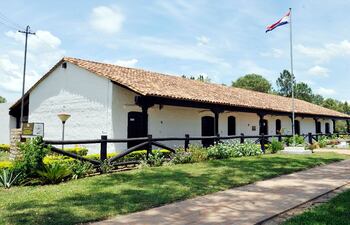 edificio-del-museo-ex-cuartel-de-lopez-de-humaita-fue-reconstruido-tras-derrumbarse-con-la-inundacion--213656000000-522219.jpg