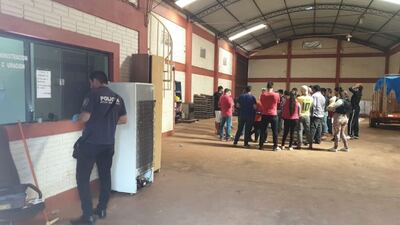 La empresa asaltada es Vial Paraguay S.A que se dedica a la provisión de merienda escolar a la gobernación del Alto Paraná.