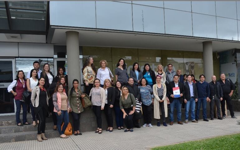 Parte de la comitiva paraguaya que viajó a la Formosa, Argentina, para participar de  la 8va. edición de Frutar, la Feria Internacional de Frutos Argentinos.