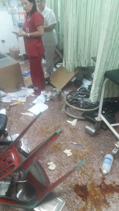 La mujer destruyó varios insumos del área de urgencias del Hospital Regional de Ciudad del Este.